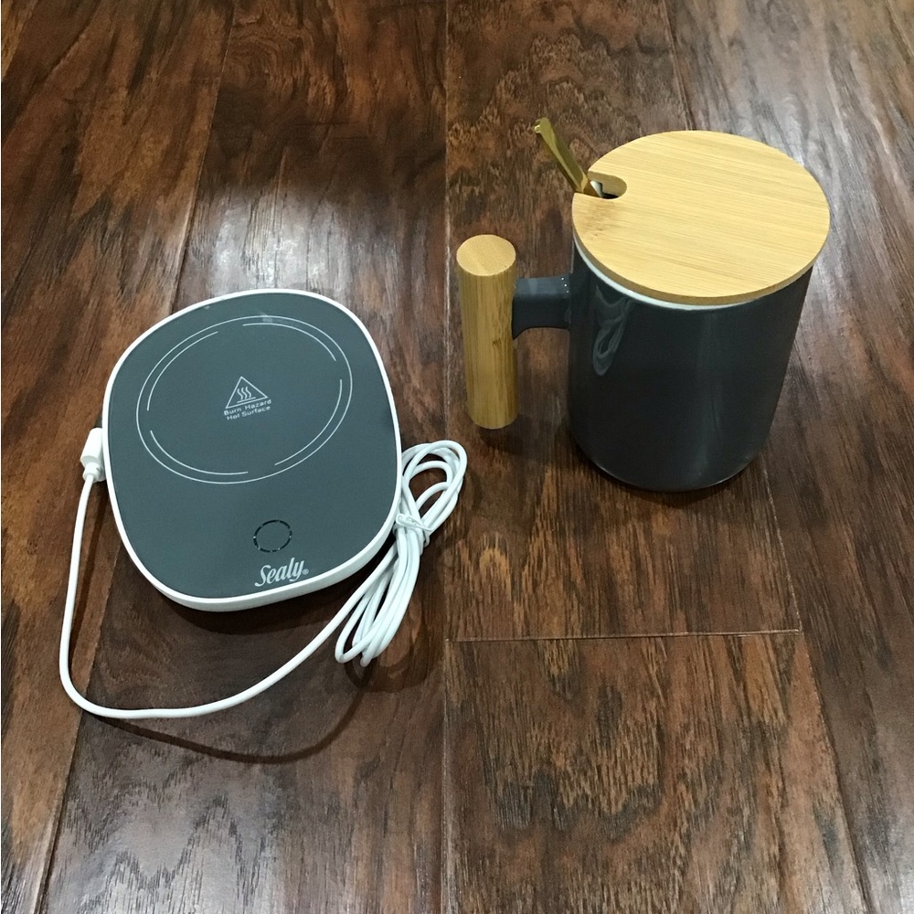 Sealy Mug Warmer Set with Gray Mug